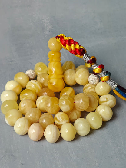 Natural Gradient Butterscotch, Royal White and Tiger Amber Istanbul Shape Misbah 40 Beads