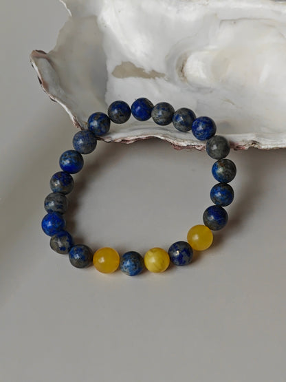 Natural Cloudy Amber and Lapis Lazuli Beaded Bracelet