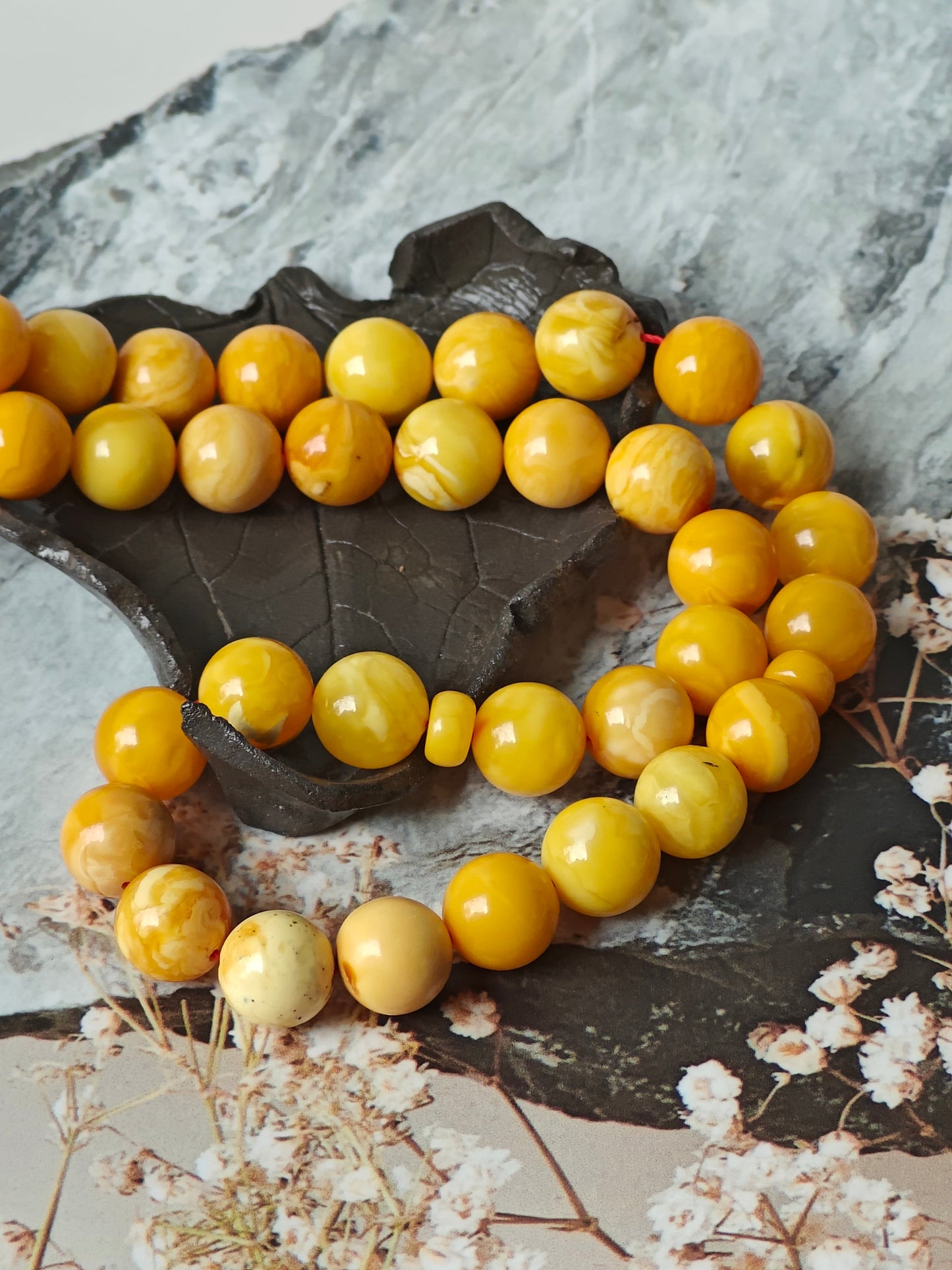 Antique Aged Milk & Honey Amber Tasbih – 33 Beads