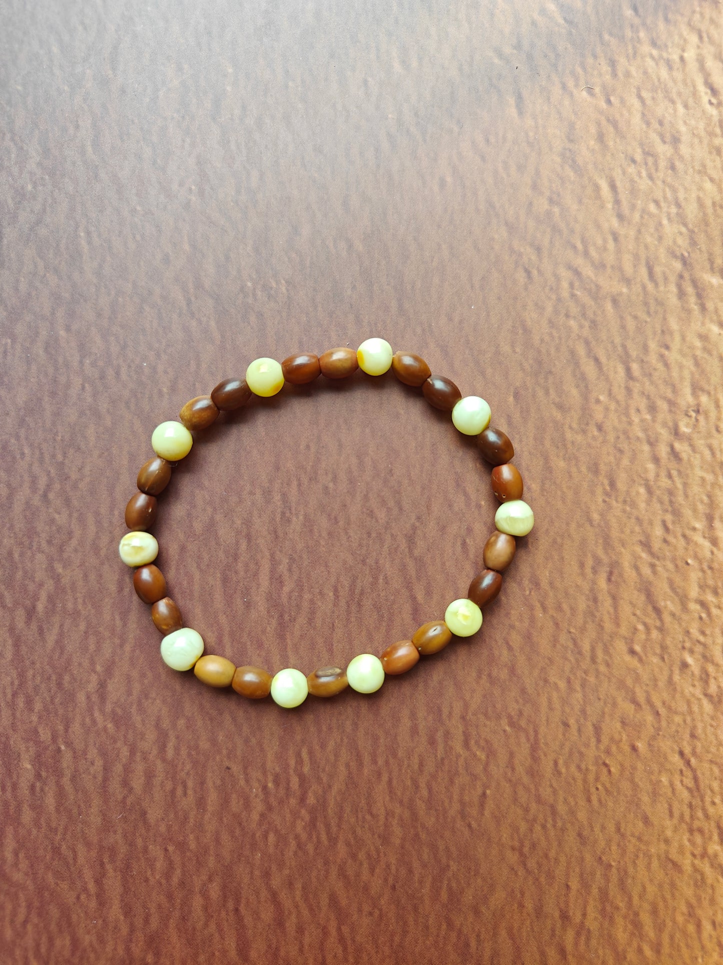Kokka Seed & Milk Amber Beaded Bracelet
