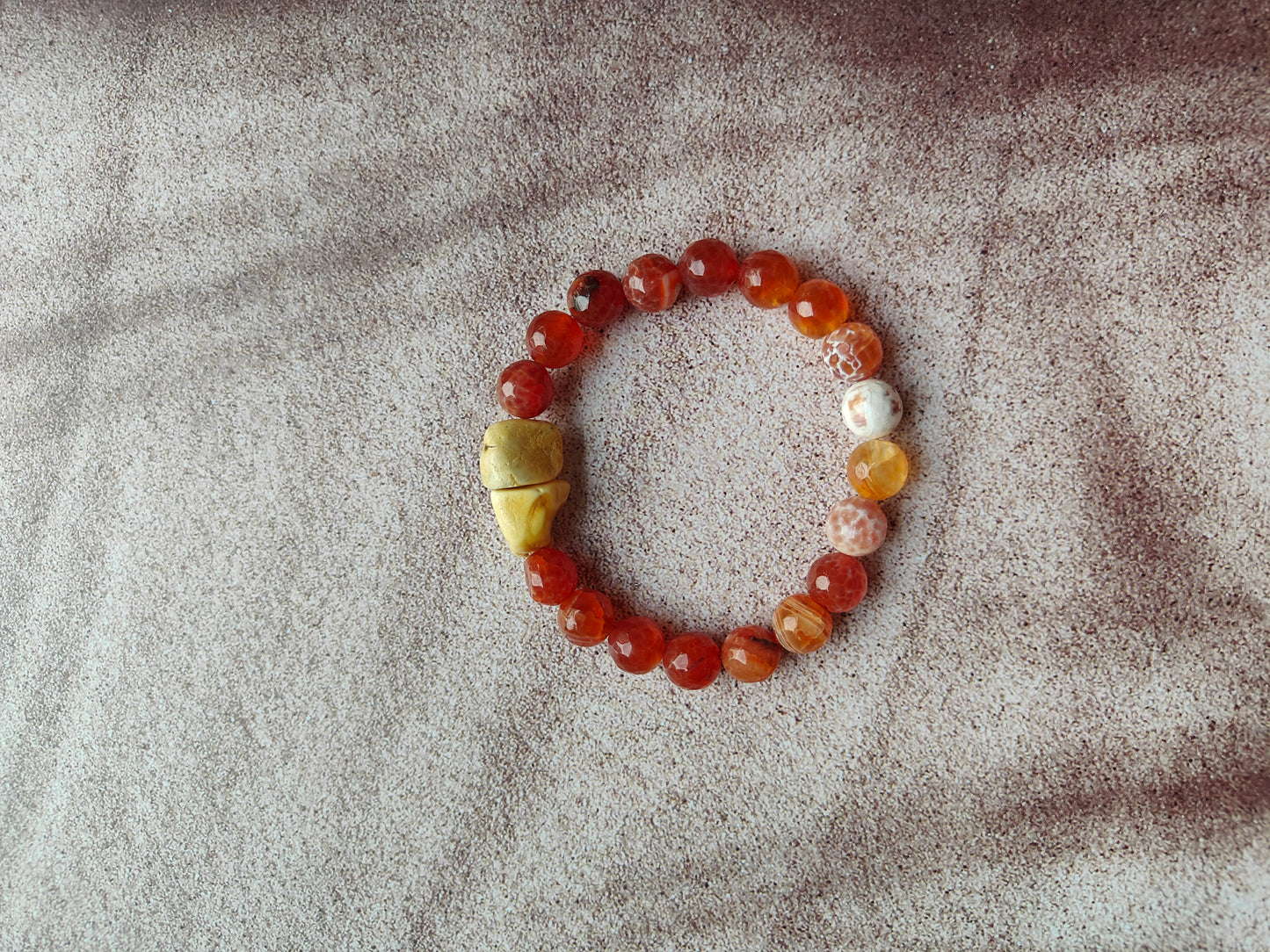 Royal White Amber & Etched Agate Bracelet | Bold Contrast Design
