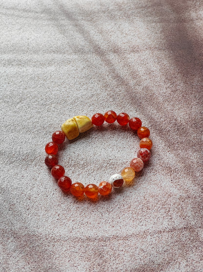 Royal White Amber & Etched Agate Bracelet | Bold Contrast Design