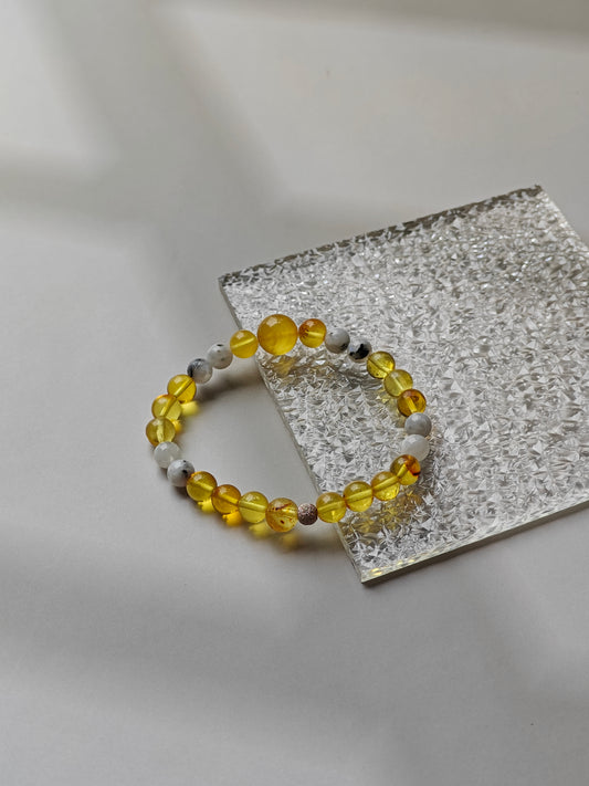 Citron Amber & Moonstone Bracelet with Cloudy Amber Accent