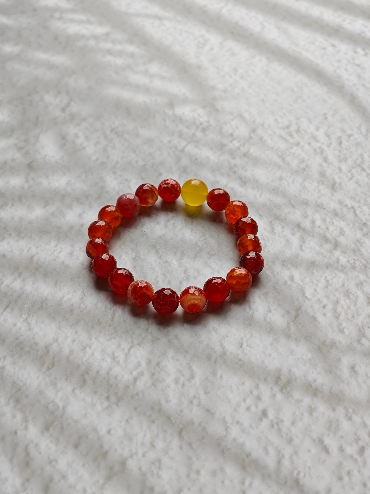 Cloudy Amber & Etched Agate Bracelet | Bold Contrast Design