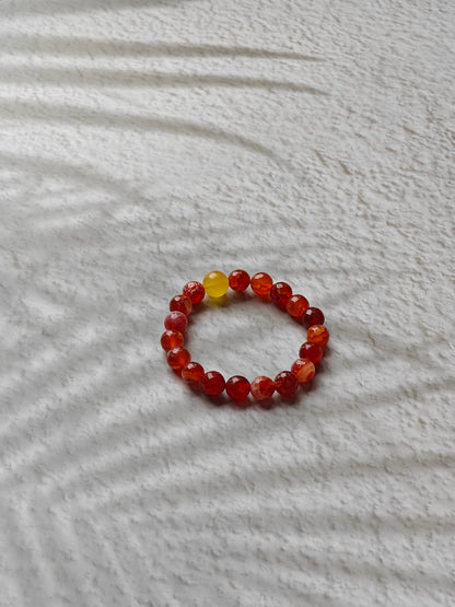 Cloudy Amber & Etched Agate Bracelet | Bold Contrast Design