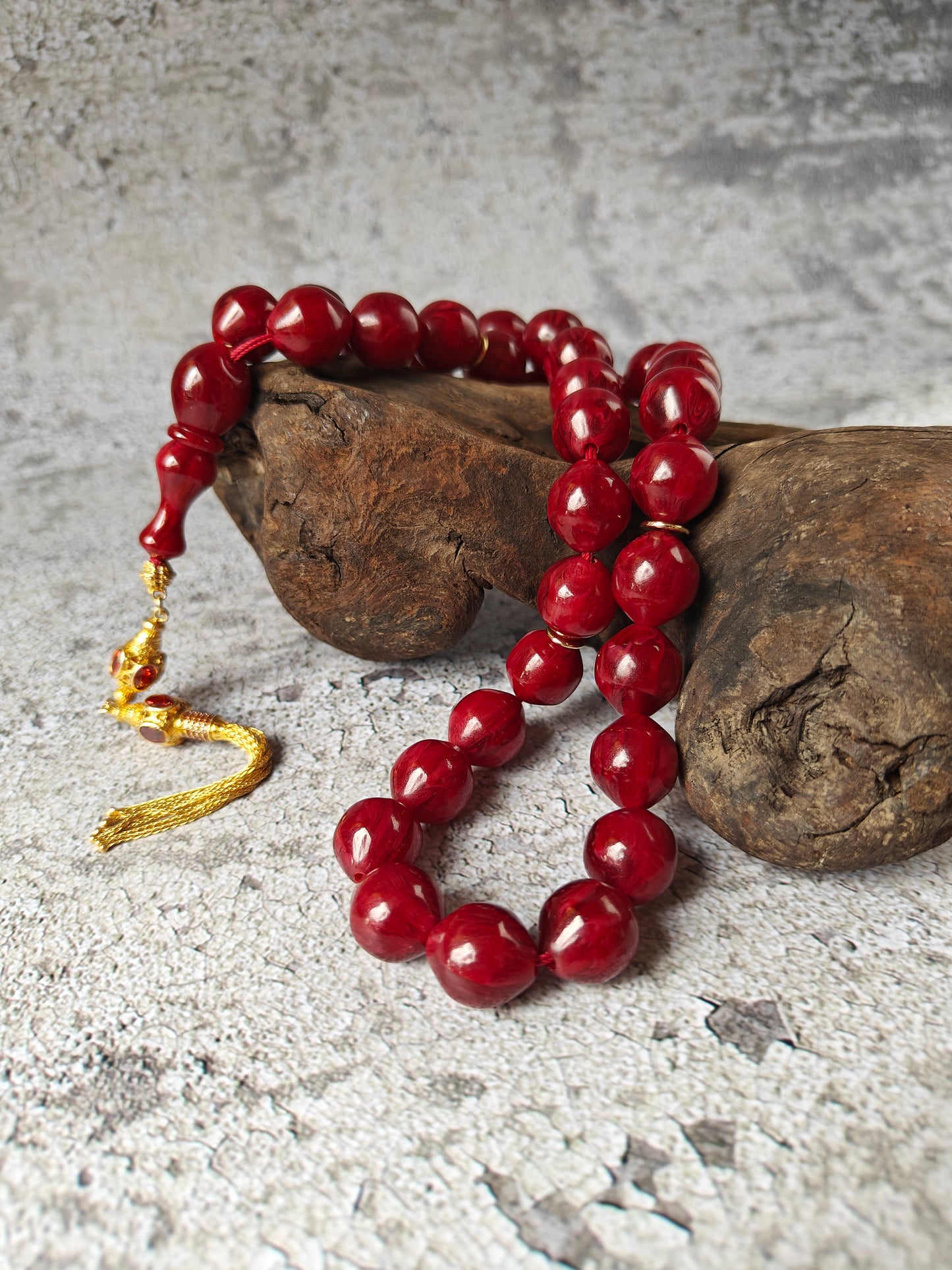 American Bakelite Tasbih – 33 Istanbul Shape Beads | Maroon with Black Veins | Antique Material
