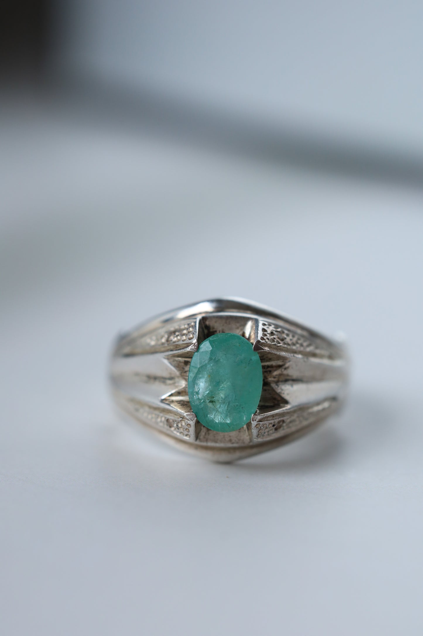 Light Emerald Ring – 925 Silver | Daily Use