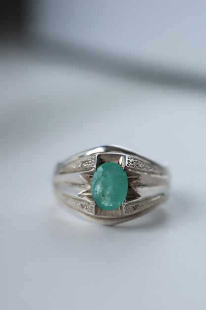 Light Emerald Ring – 925 Silver | Daily Use