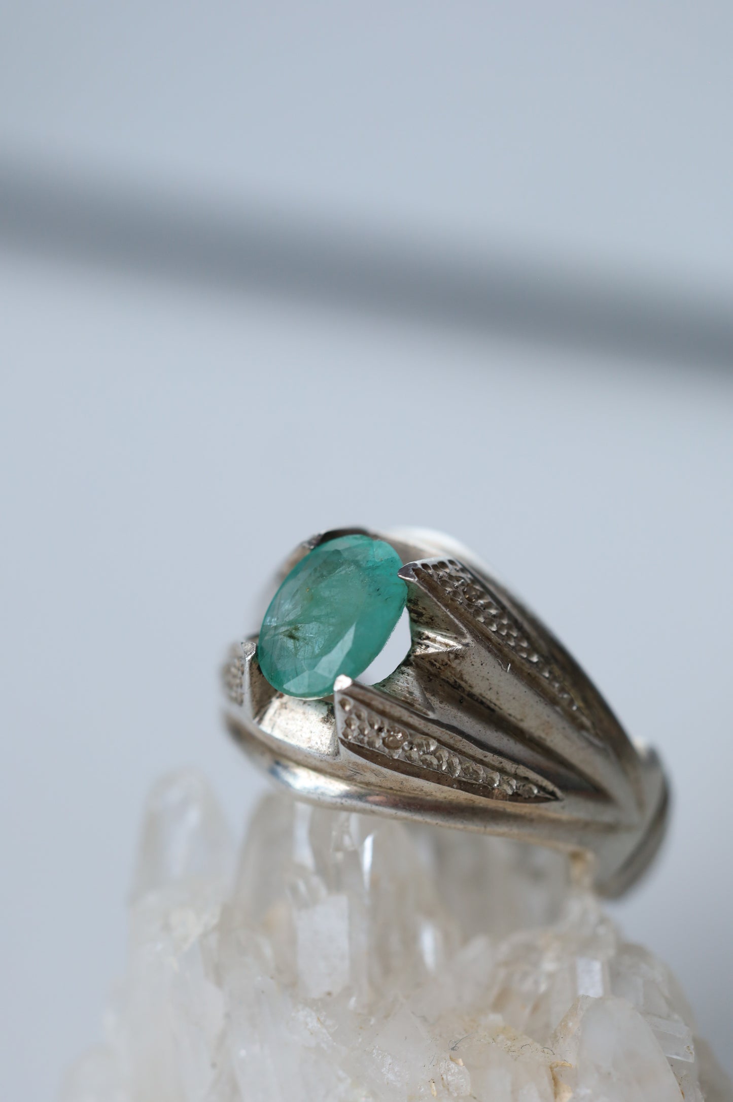 Light Emerald Ring – 925 Silver | Daily Use