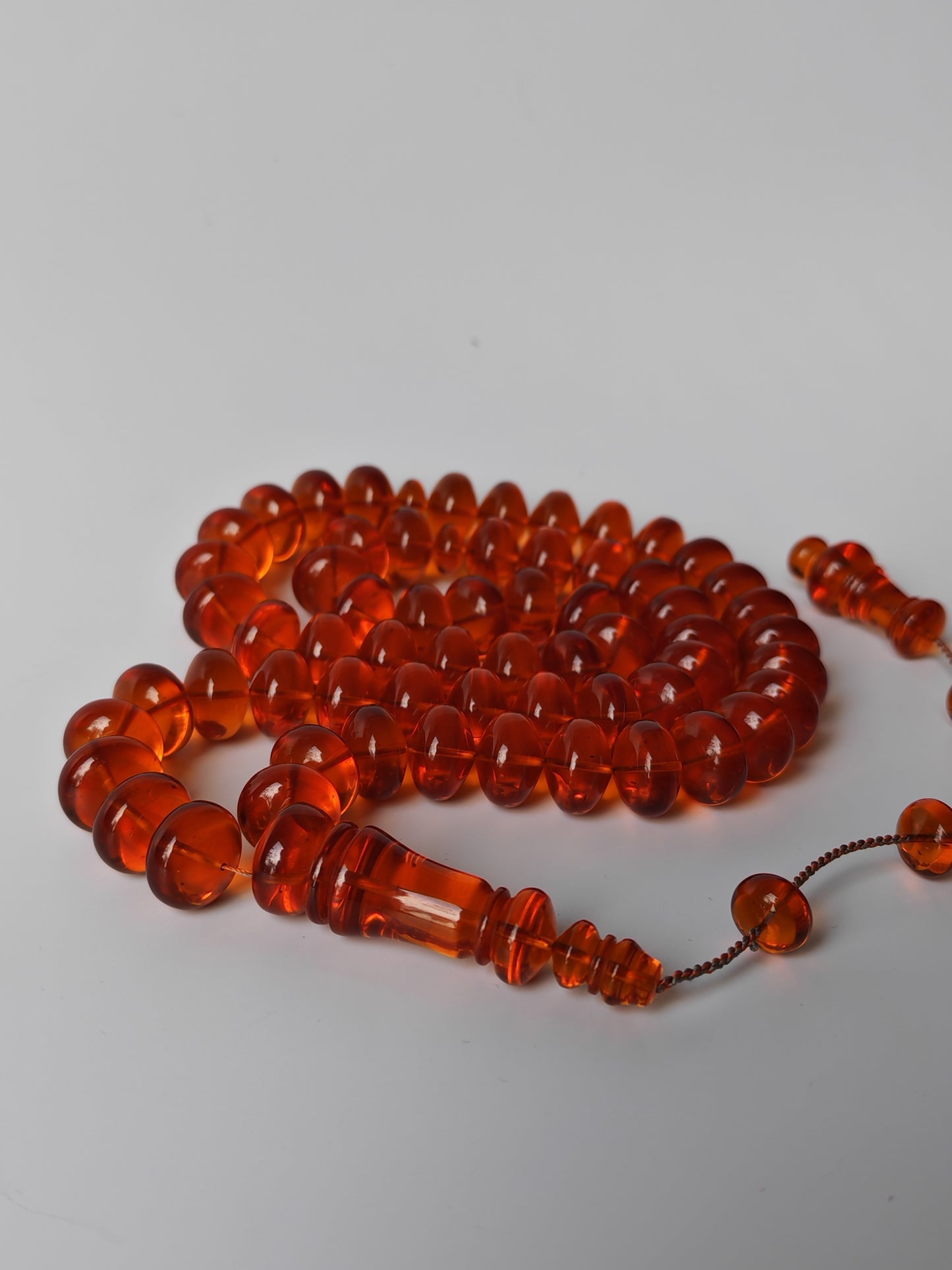 German Bakelite Donut Tasbih – 61 Beads, 76g