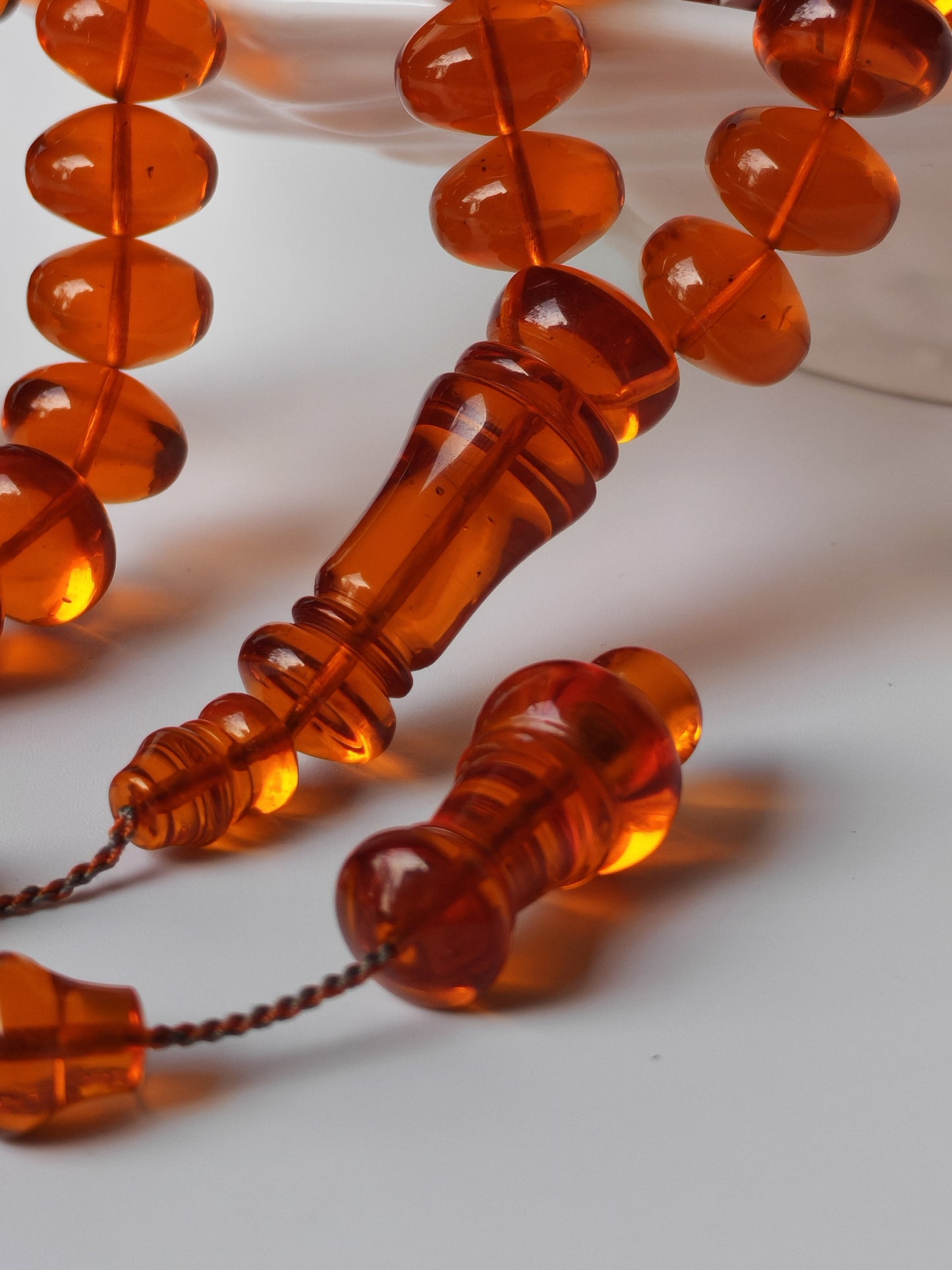German Bakelite Donut Tasbih – 61 Beads, 76g