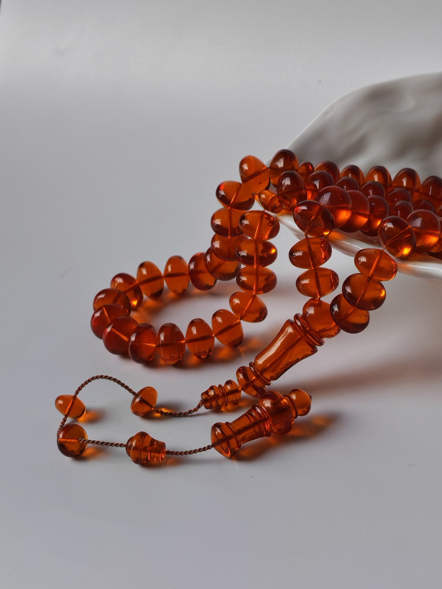 German Bakelite Donut Tasbih – 61 Beads, 76g