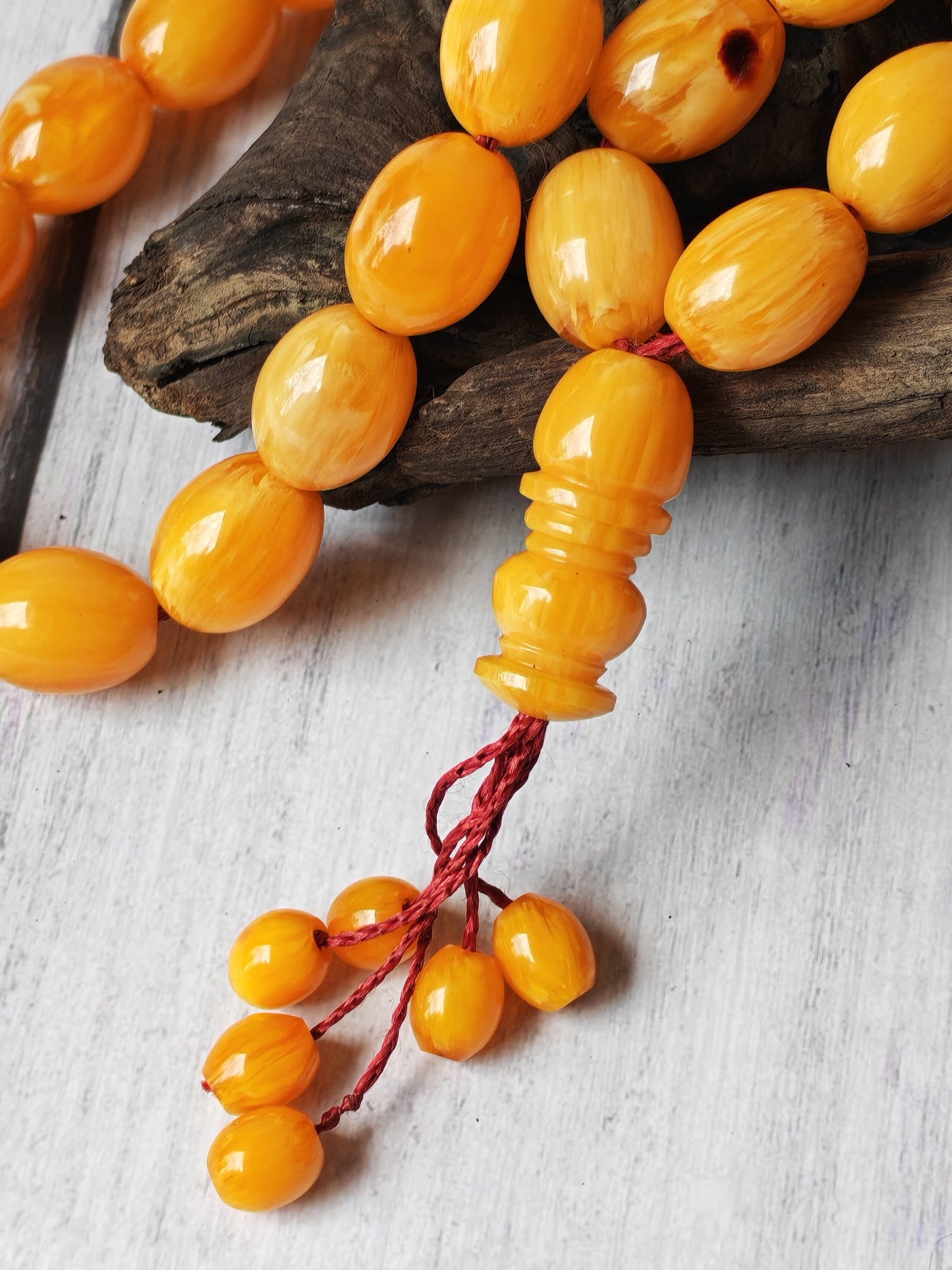 Belgium Bakelite Rosary | 114 g | White-Vein Yellow | 33 Large Olive Beads