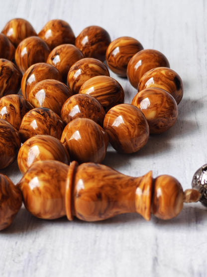 “Savannah Pattern” German Bakelite | 33 Beads | Istanbul Shape | Silver Tassel