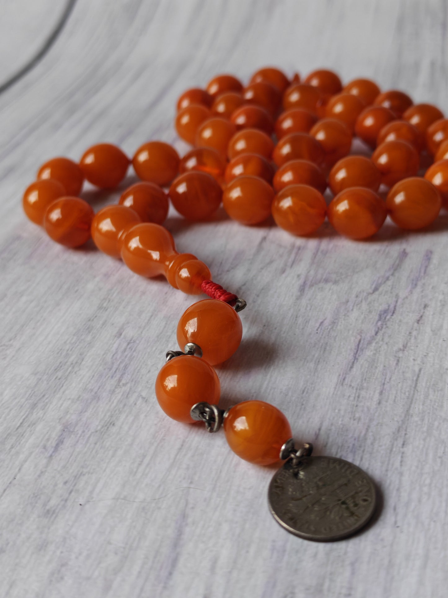 German Bakelite Carvacraft Tasbih – 39 Pigeon-Egg Beads | Turkish Craft | Silver Coin Tassel | Deep Honey Color with Transparent Veins