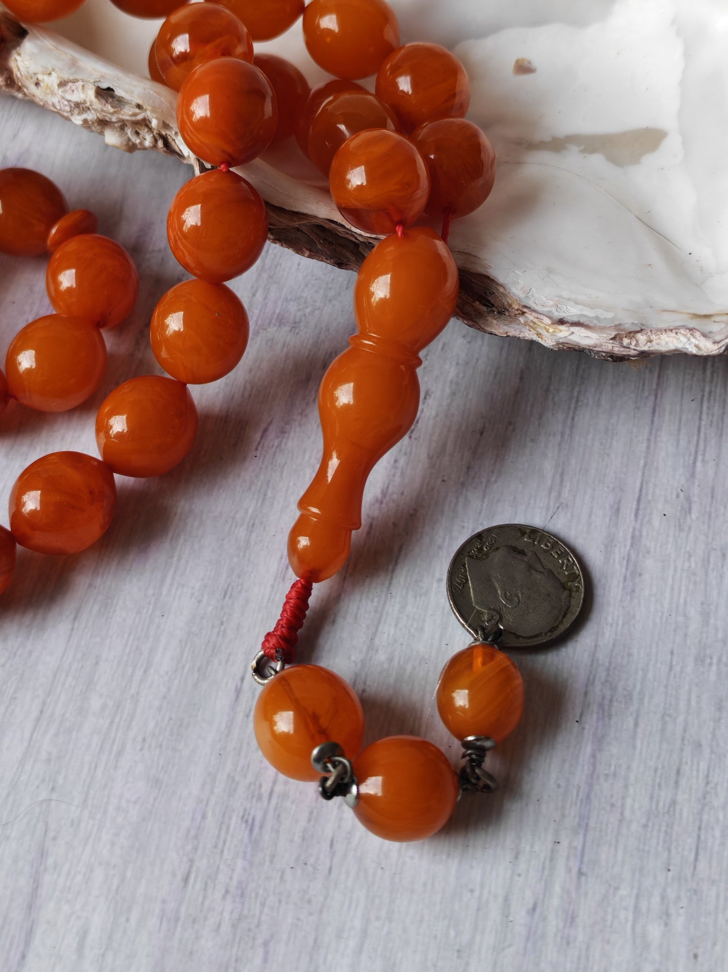 German Bakelite Carvacraft Tasbih – 39 Pigeon-Egg Beads | Turkish Craft | Silver Coin Tassel | Deep Honey Color with Transparent Veins