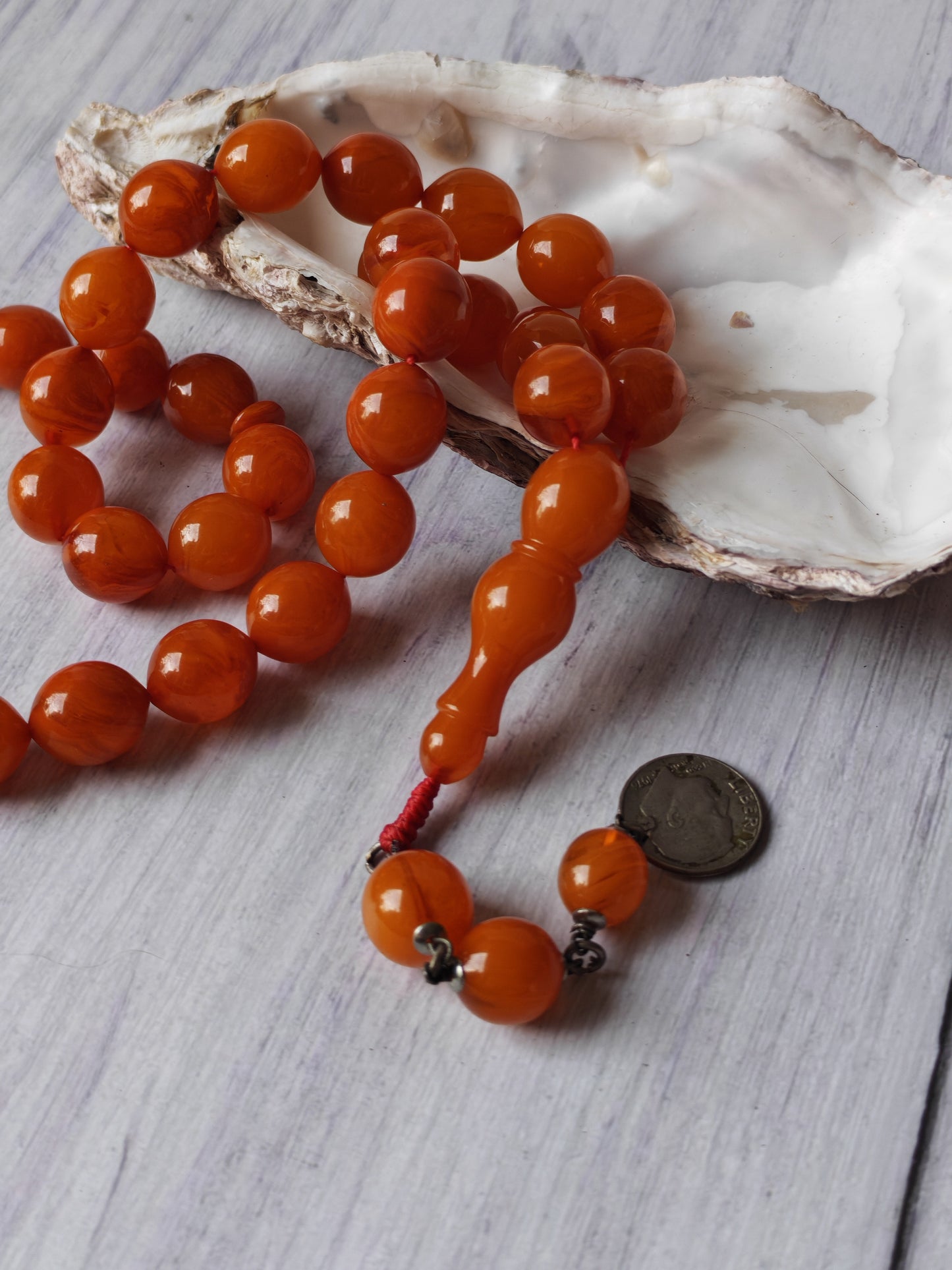German Bakelite Carvacraft Tasbih – 39 Pigeon-Egg Beads | Turkish Craft | Silver Coin Tassel | Deep Honey Color with Transparent Veins