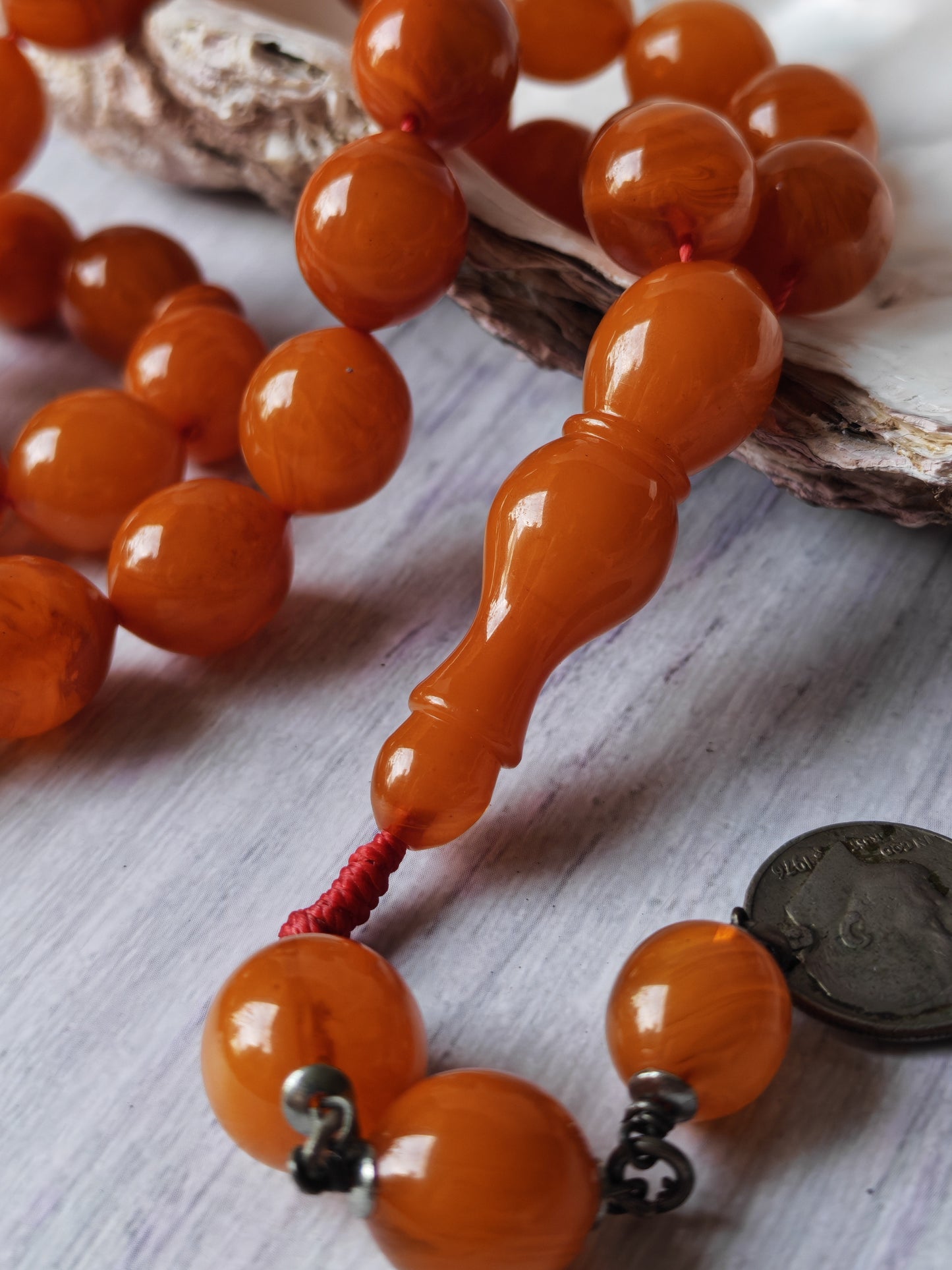 German Bakelite Carvacraft Tasbih – 39 Pigeon-Egg Beads | Turkish Craft | Silver Coin Tassel | Deep Honey Color with Transparent Veins