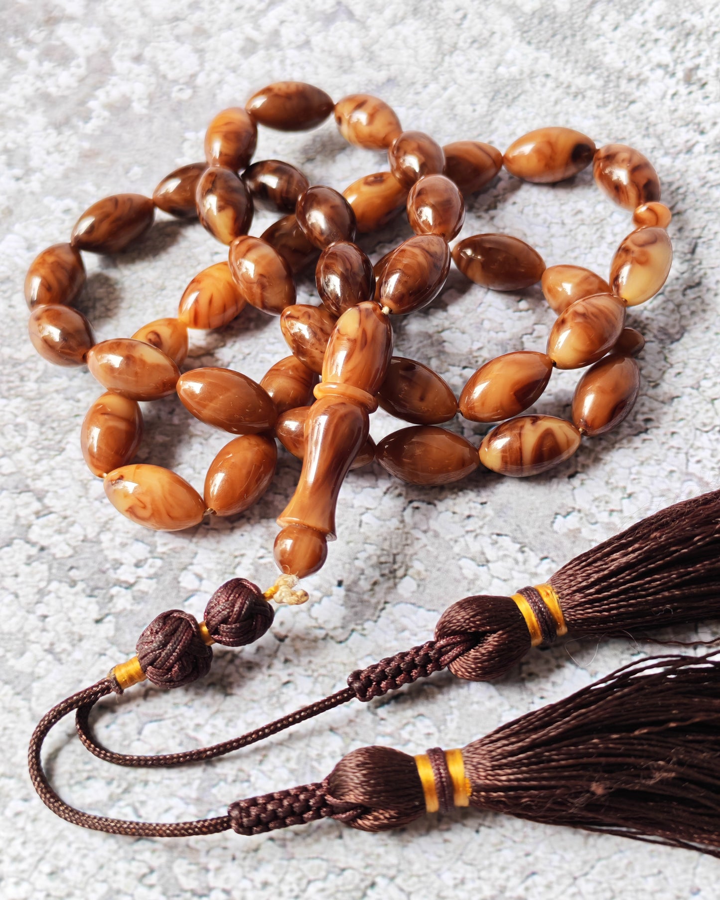 American Bakelite Olive-Shaped Tasbih – 41 Beads