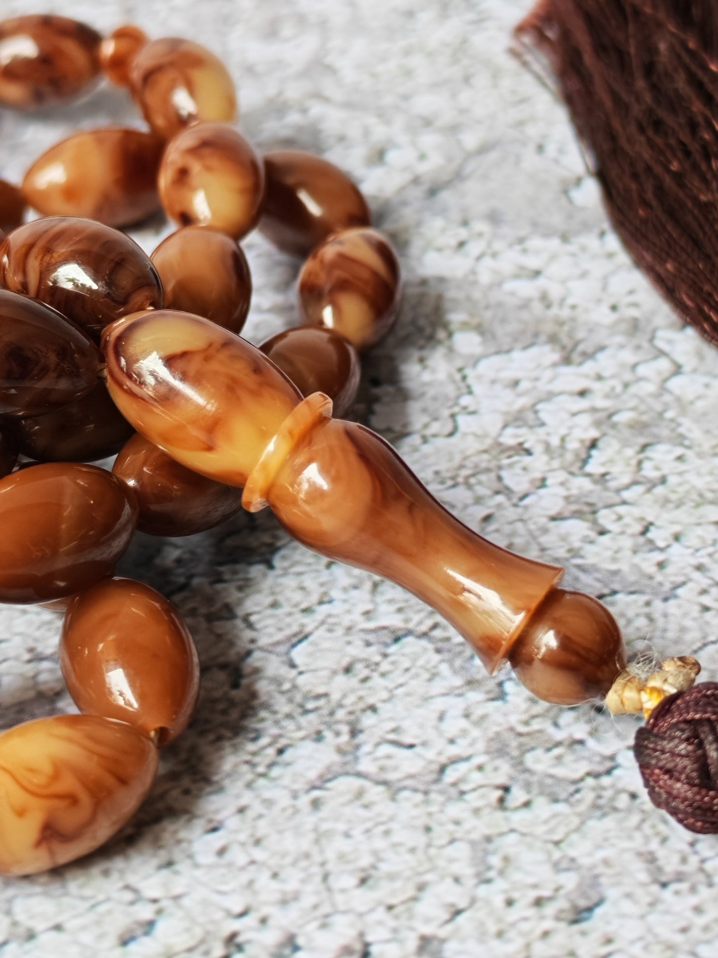 American Bakelite Olive-Shaped Tasbih – 41 Beads