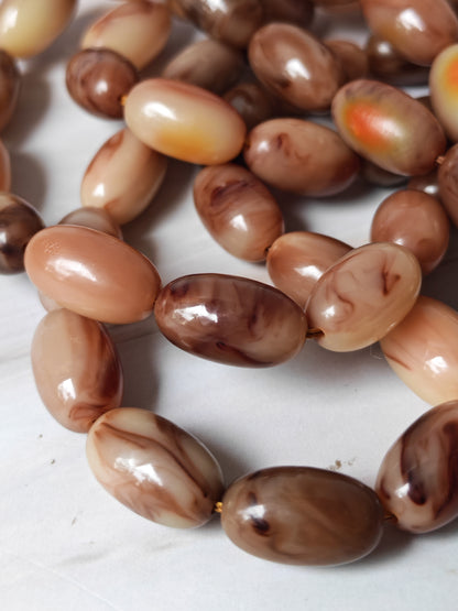 American Bakelite Olive-Shaped Tasbih – 41 Beads | Light Brown with Milky Veins