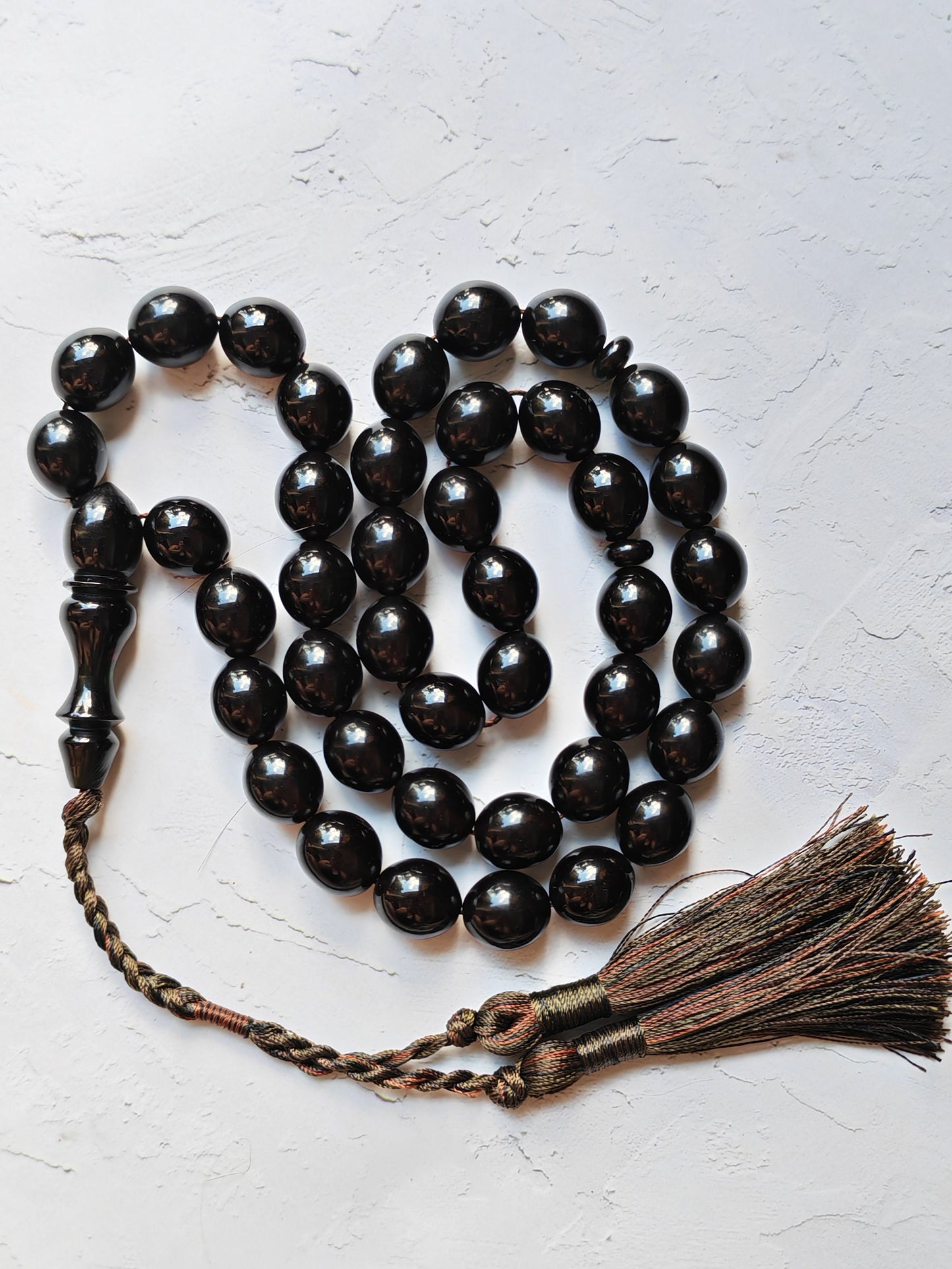 French Bakelite Rosary – 41 Pigeon-Egg Beads | Chameleon Green-Black with Red Overlay Effect