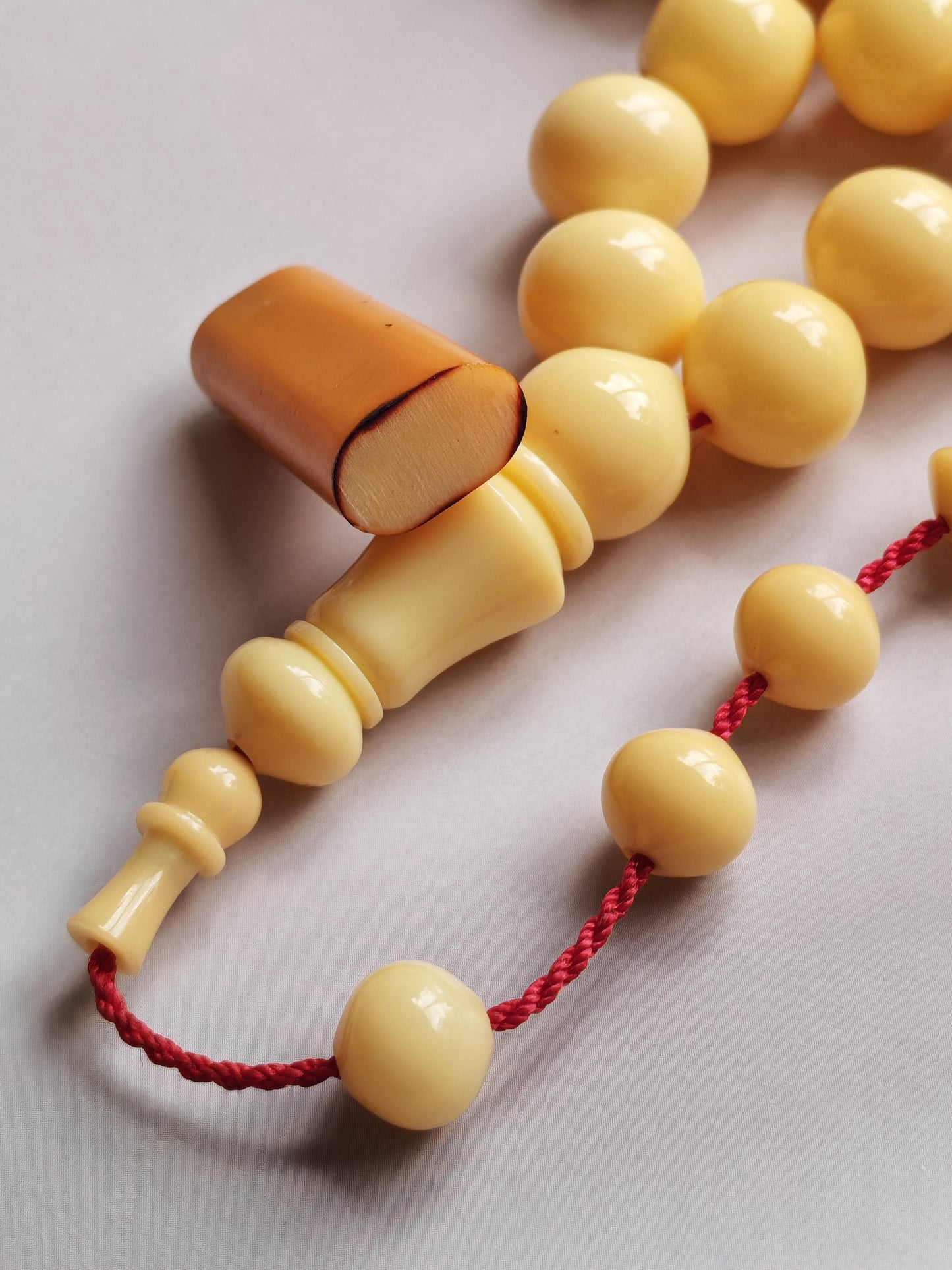 COLOR CHANGE UPDATE | Ivory Cream Bakelite Tasbih – 45 Beads, Rare Istanbul Shape