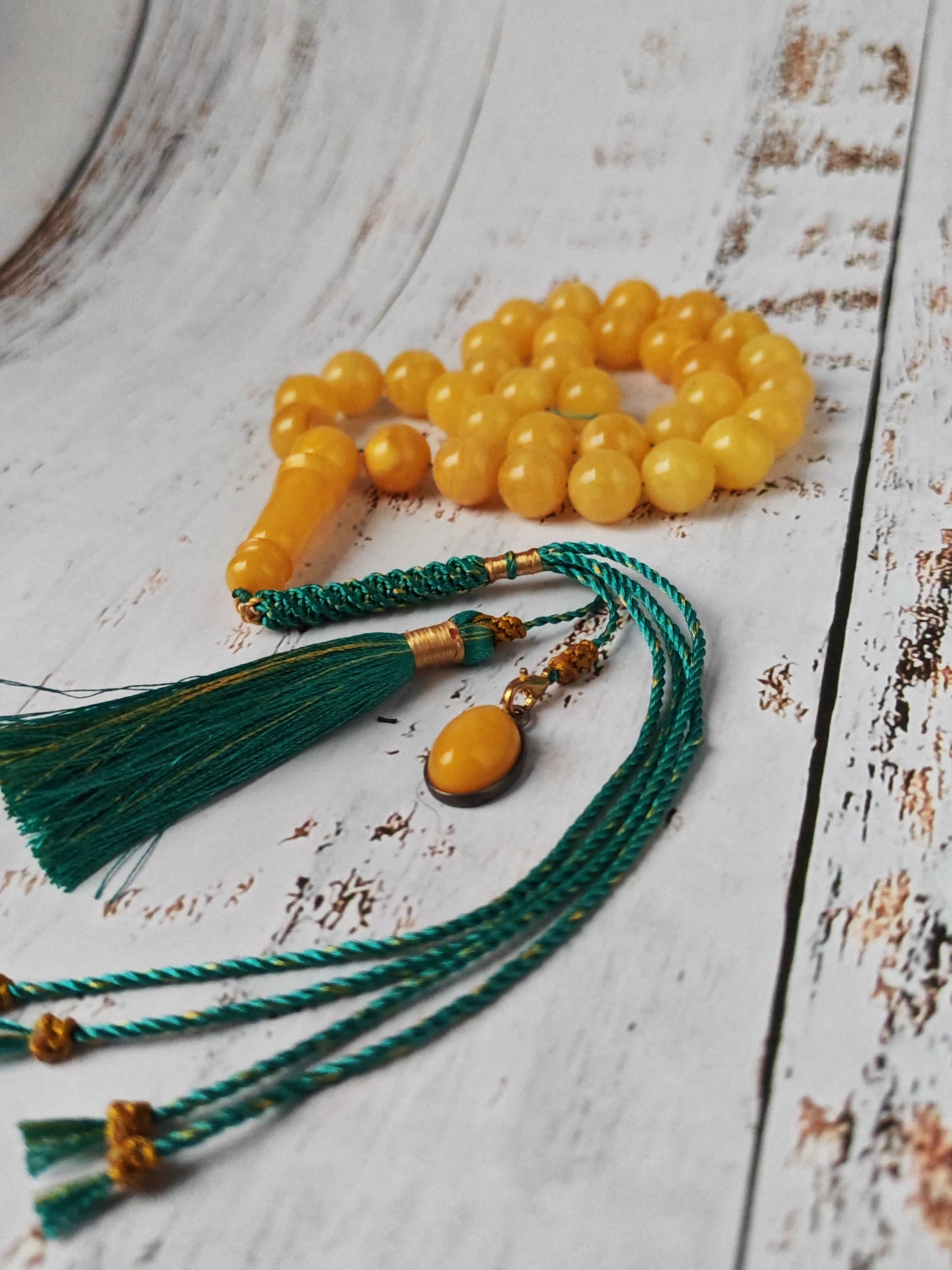 Compact Aged Amber Tasbih 33 Beads – 11.5–12mm Round, Pocket Size Daily Use