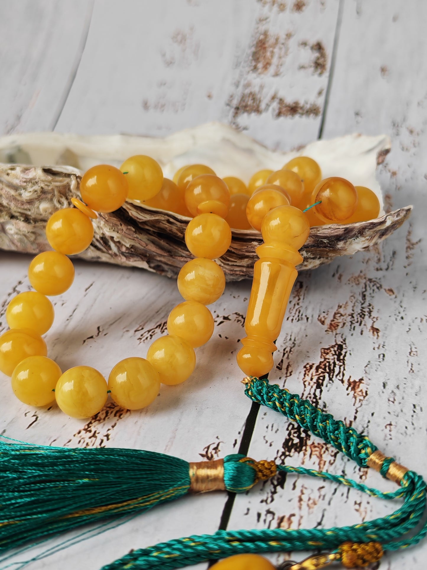 Compact Aged Amber Tasbih 33 Beads – 11.5–12mm Round, Pocket Size Daily Use