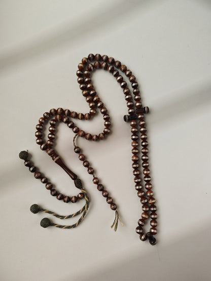 Antique Kokka Seed Wood Tasbih | 99 Round Beads | 8mm | Silver Rings | 2000 Prayer Extensions