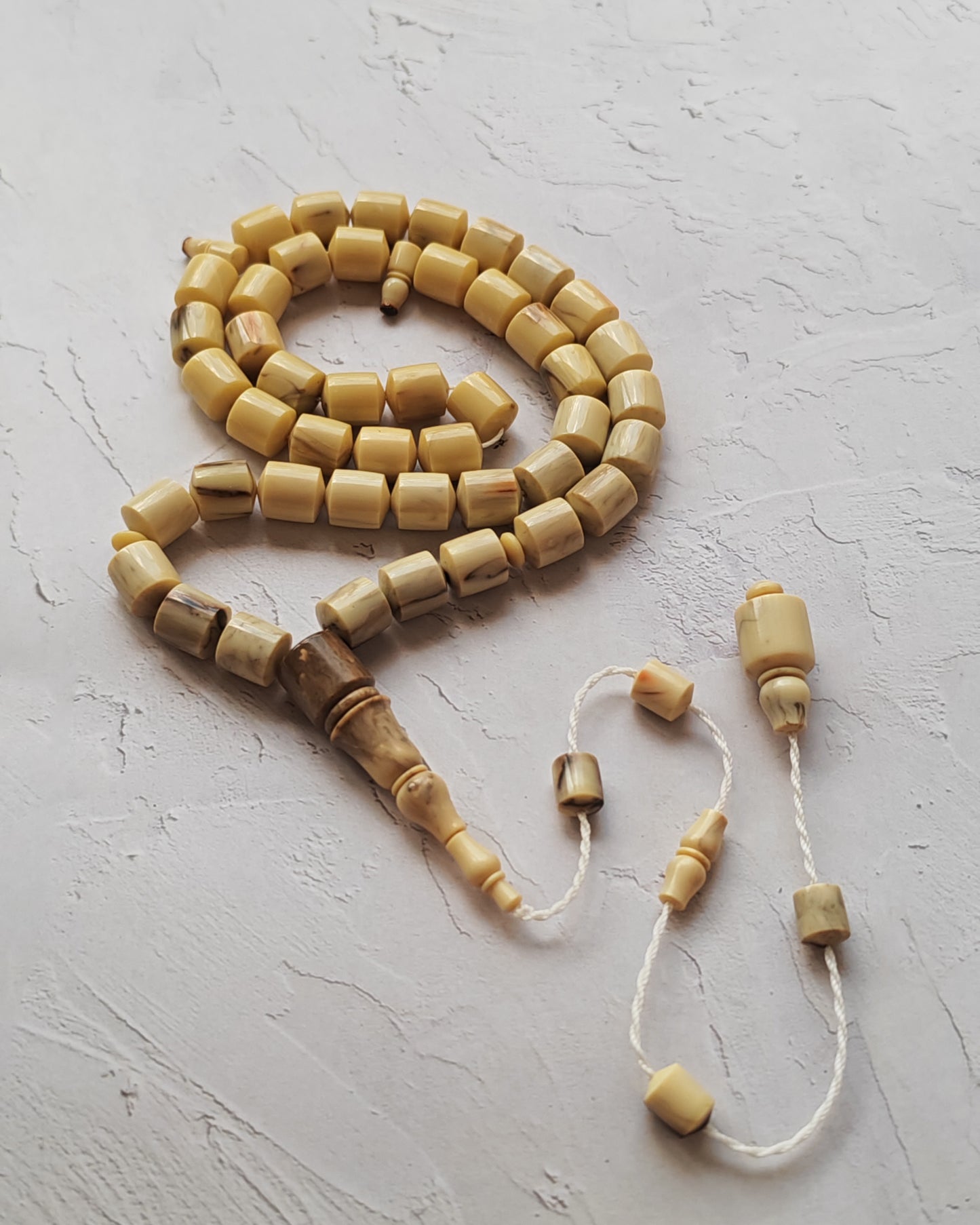 American Bakelite Rosary – 45 Barrel Beads | Kuwaiti Cut