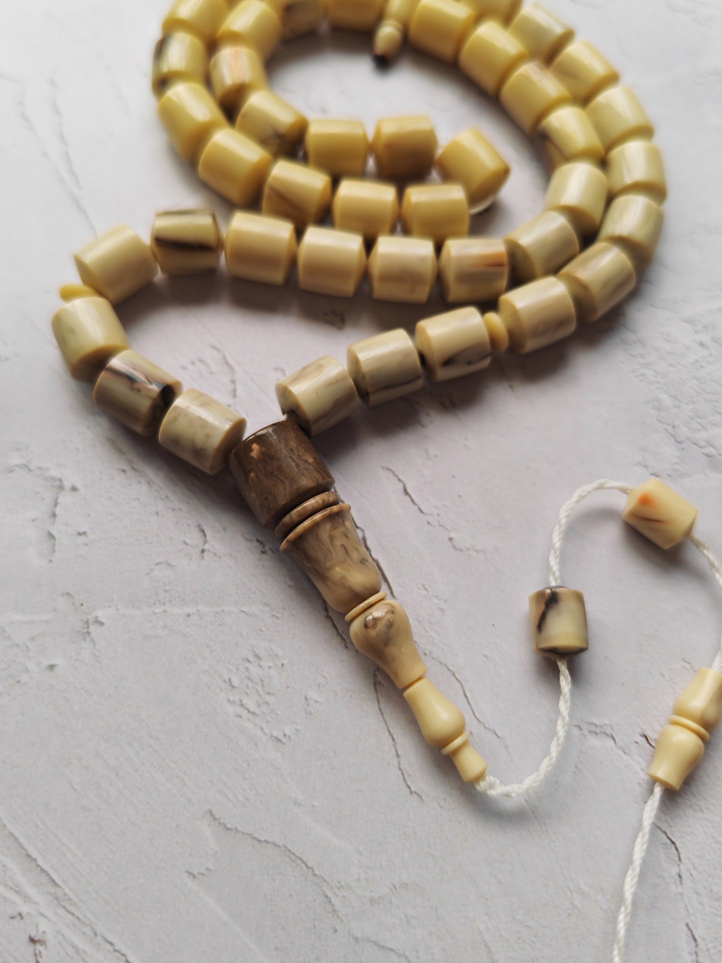 American Bakelite Rosary – 45 Barrel Beads | Kuwaiti Cut