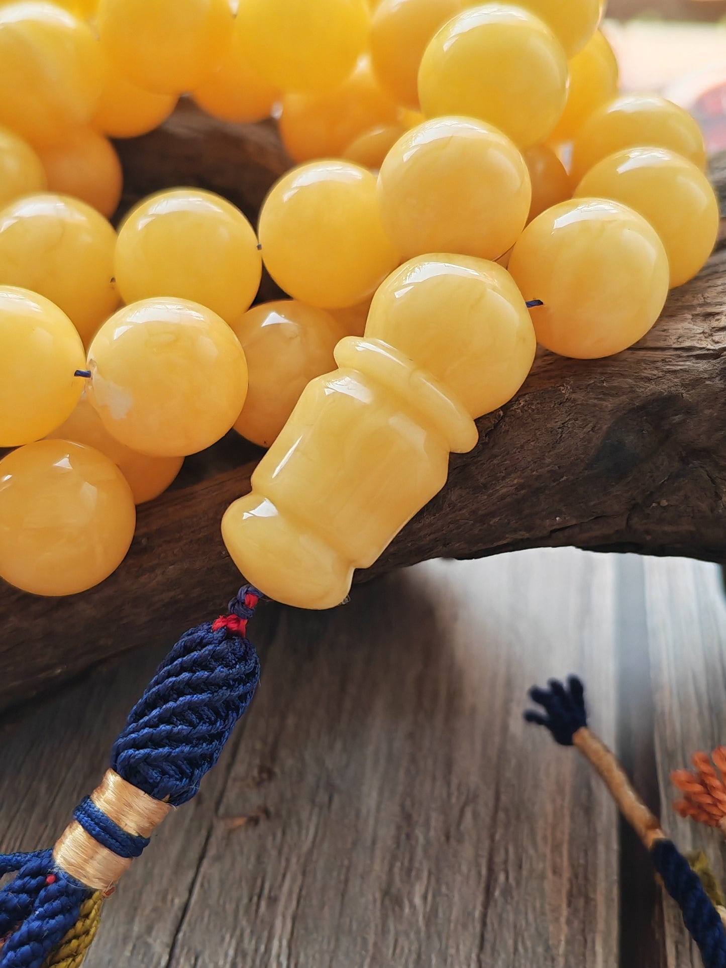 Bold Natural Amber Misbah – 51 Large Beads | Butterscotch & Royal White Pattern | Short Imami