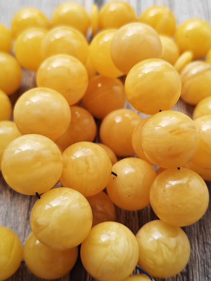 Bold Natural Amber Misbah – 51 Large Beads | Butterscotch & Royal White Pattern | Short Imami