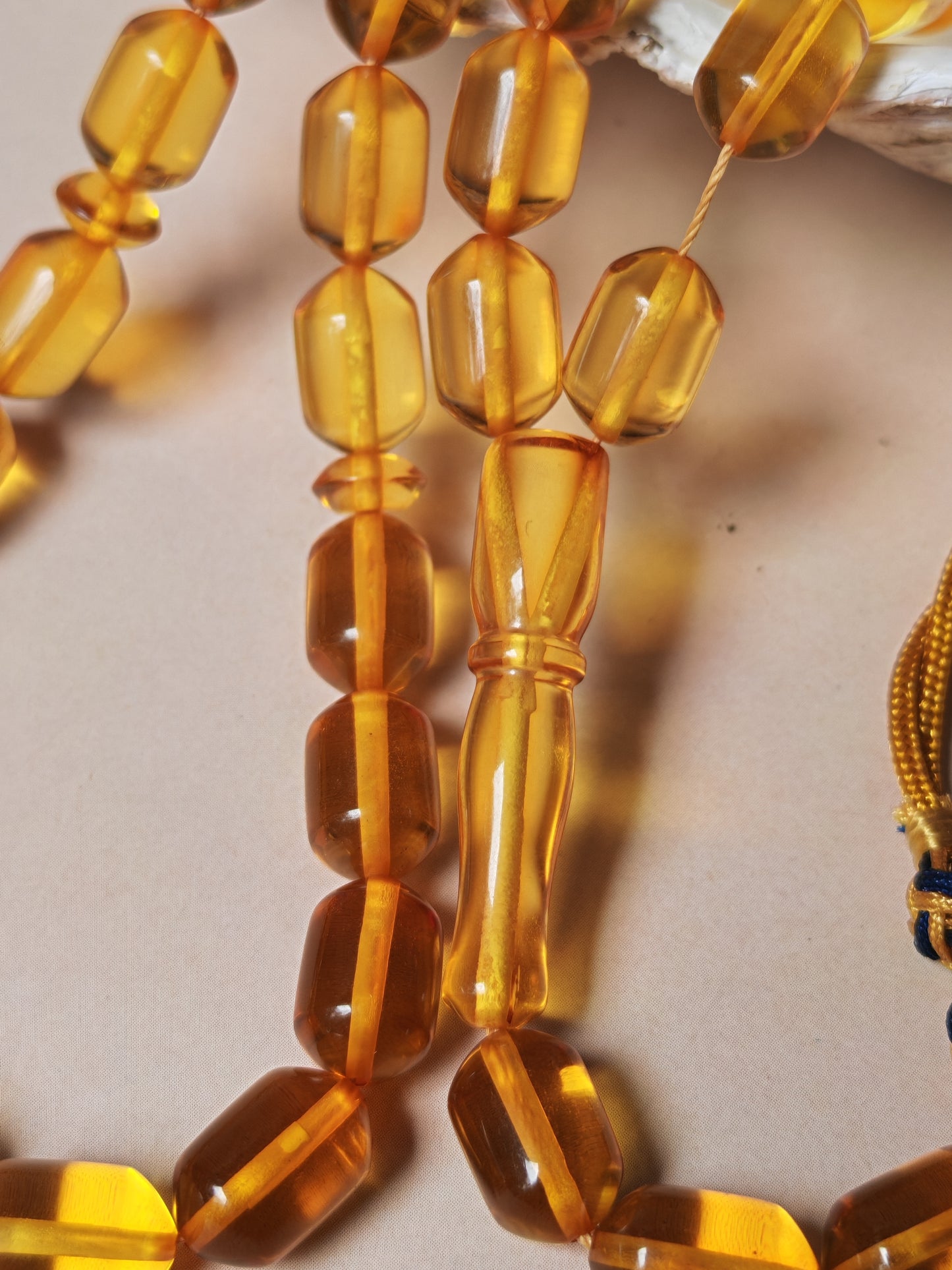 Micro Citron Baltic Amber Tasbih – 33+3 Barrel Beads | Lightweight Daily Use
