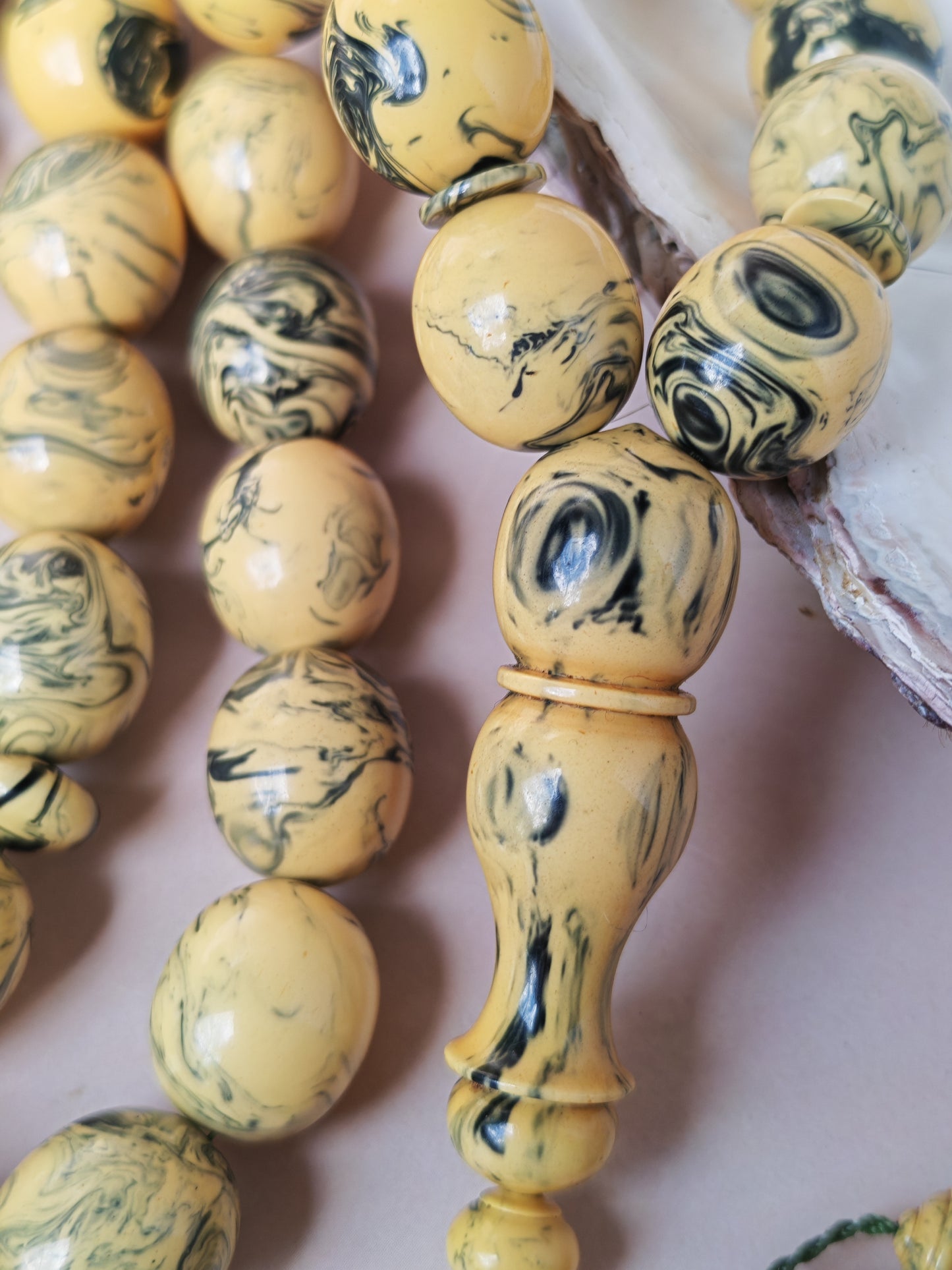 [ Color Update Due to Natural Ageing] Vintage Milky "Chernobyl" Bakelite Misbah 47 Beads Pigeon Egg
