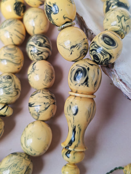 [ Color Update Due to Natural Ageing] Vintage Milky "Chernobyl" Bakelite Misbah 47 Beads Pigeon Egg