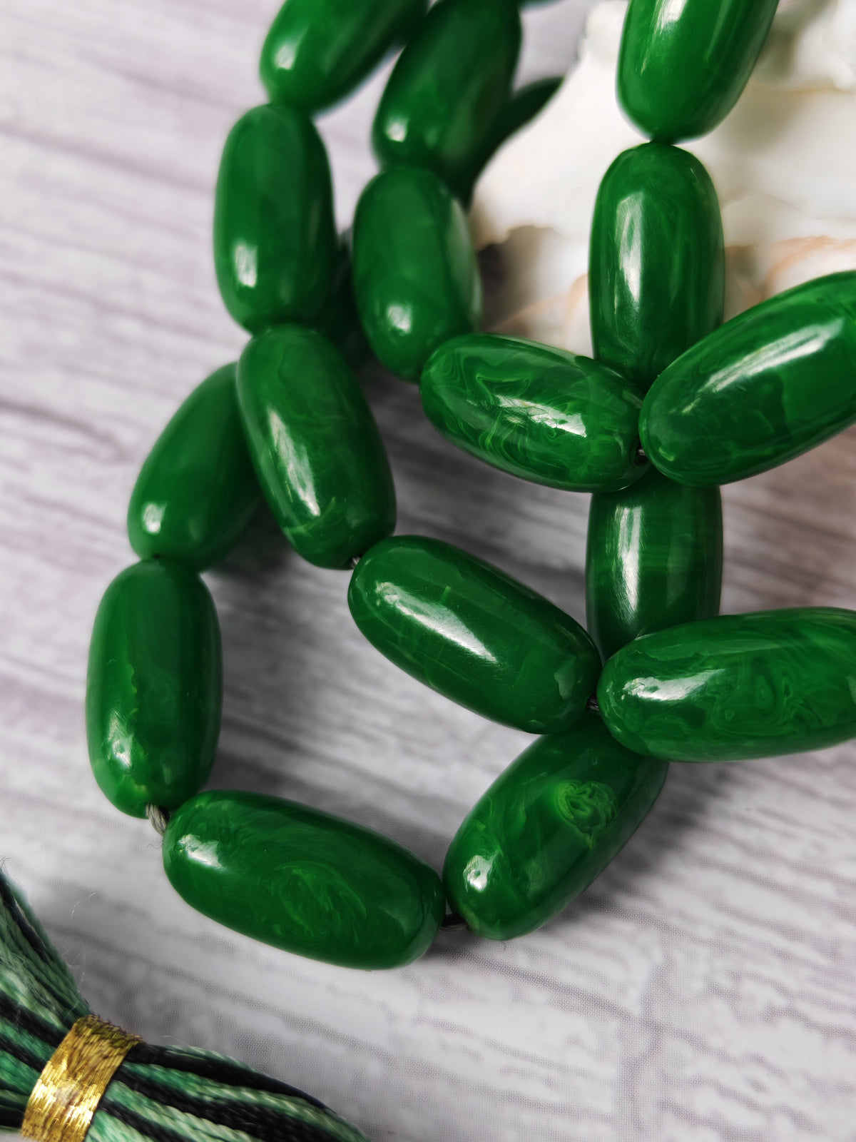 American Bakelite Tasbih – 43 Capsule Beads | Dark Green with Light Veins