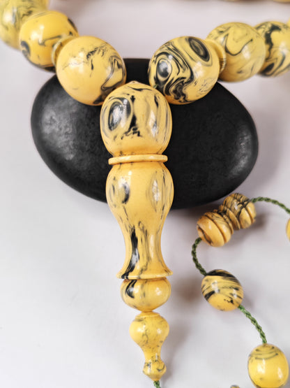 [ Color Update Due to Natural Ageing] Vintage Milky "Chernobyl" Bakelite Misbah 47 Beads Pigeon Egg