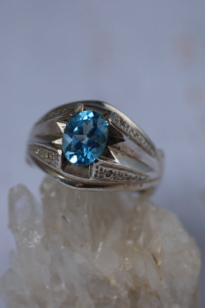 Natural Blue Topaz Ring in 925 Silver