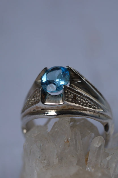 Natural Blue Topaz Ring in 925 Silver