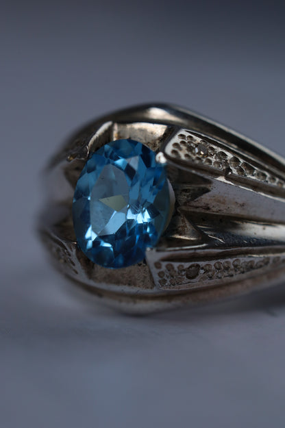 Natural Blue Topaz Ring in 925 Silver