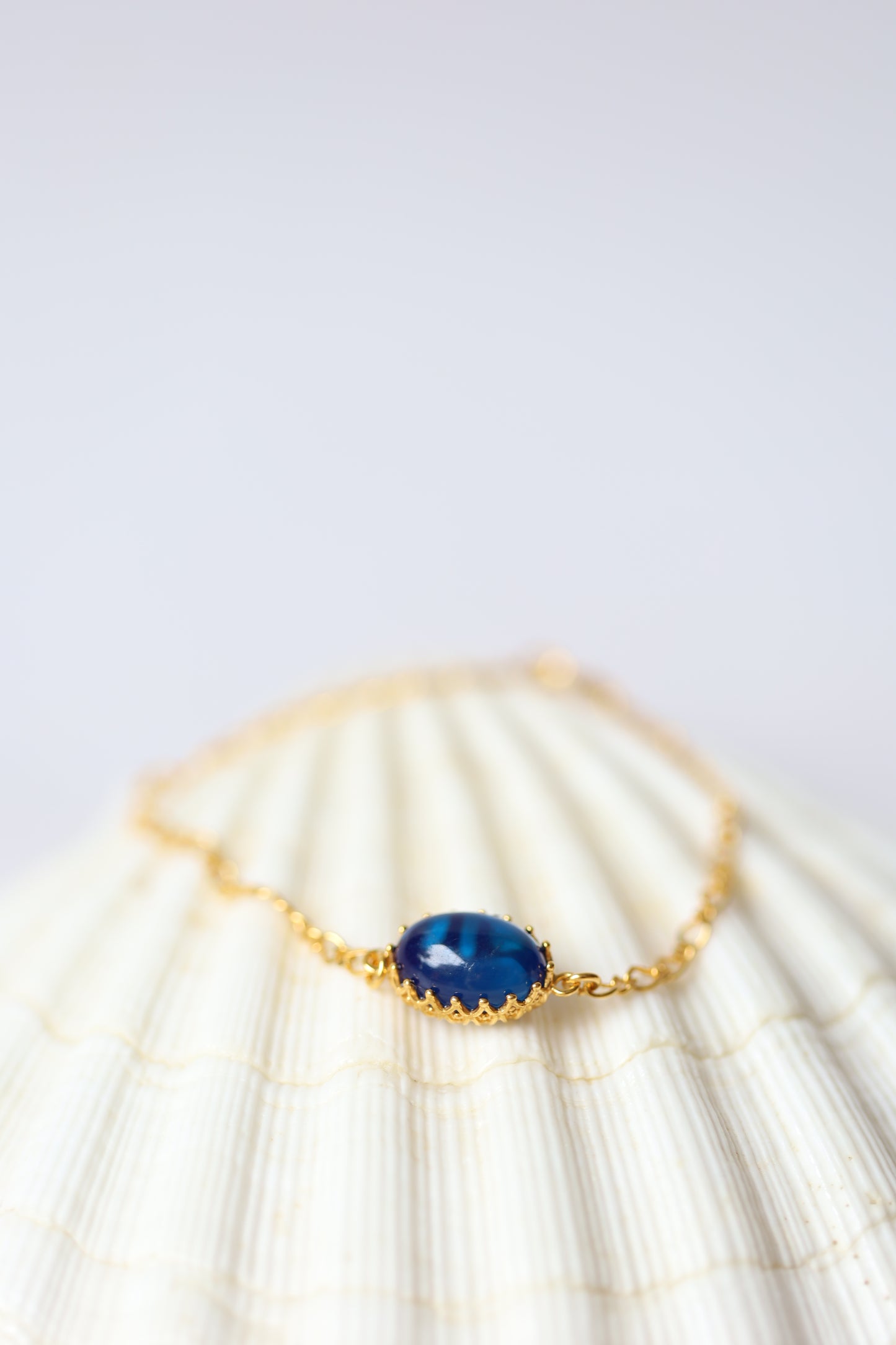 Olive Shape Blue Amber Chain Bracelet in Gold Plated Silver 925