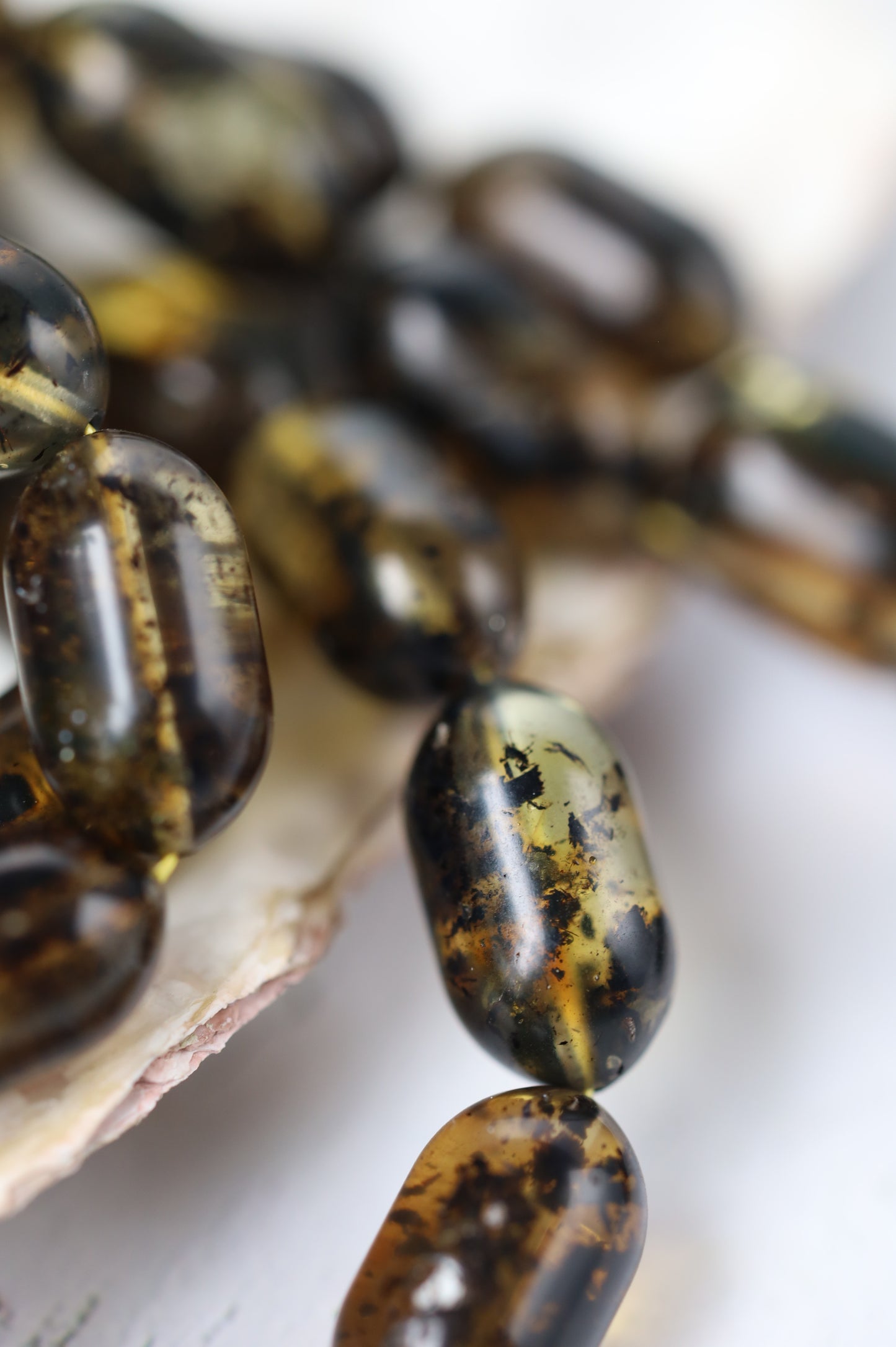 Raw Citron & Dark Brown Amber Set – 33 Beads Rosary + Amber Bracelet | Lightweight Outdoor Set