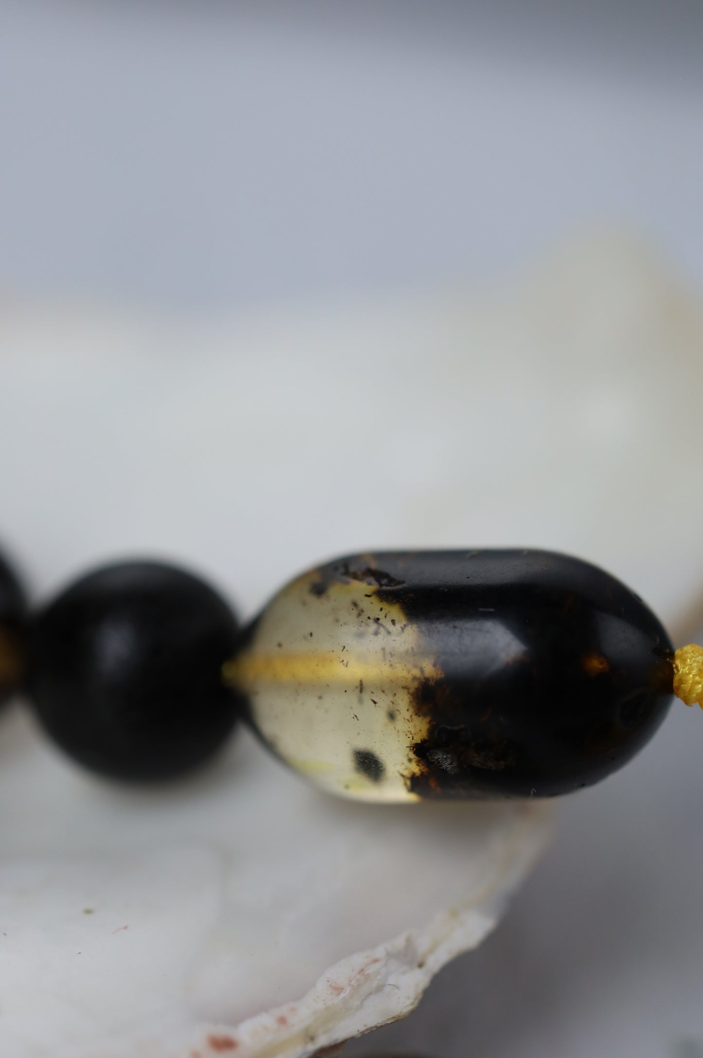 Raw Citron & Dark Brown Amber Set – 33 Beads Rosary + Amber Bracelet | Lightweight Outdoor Set