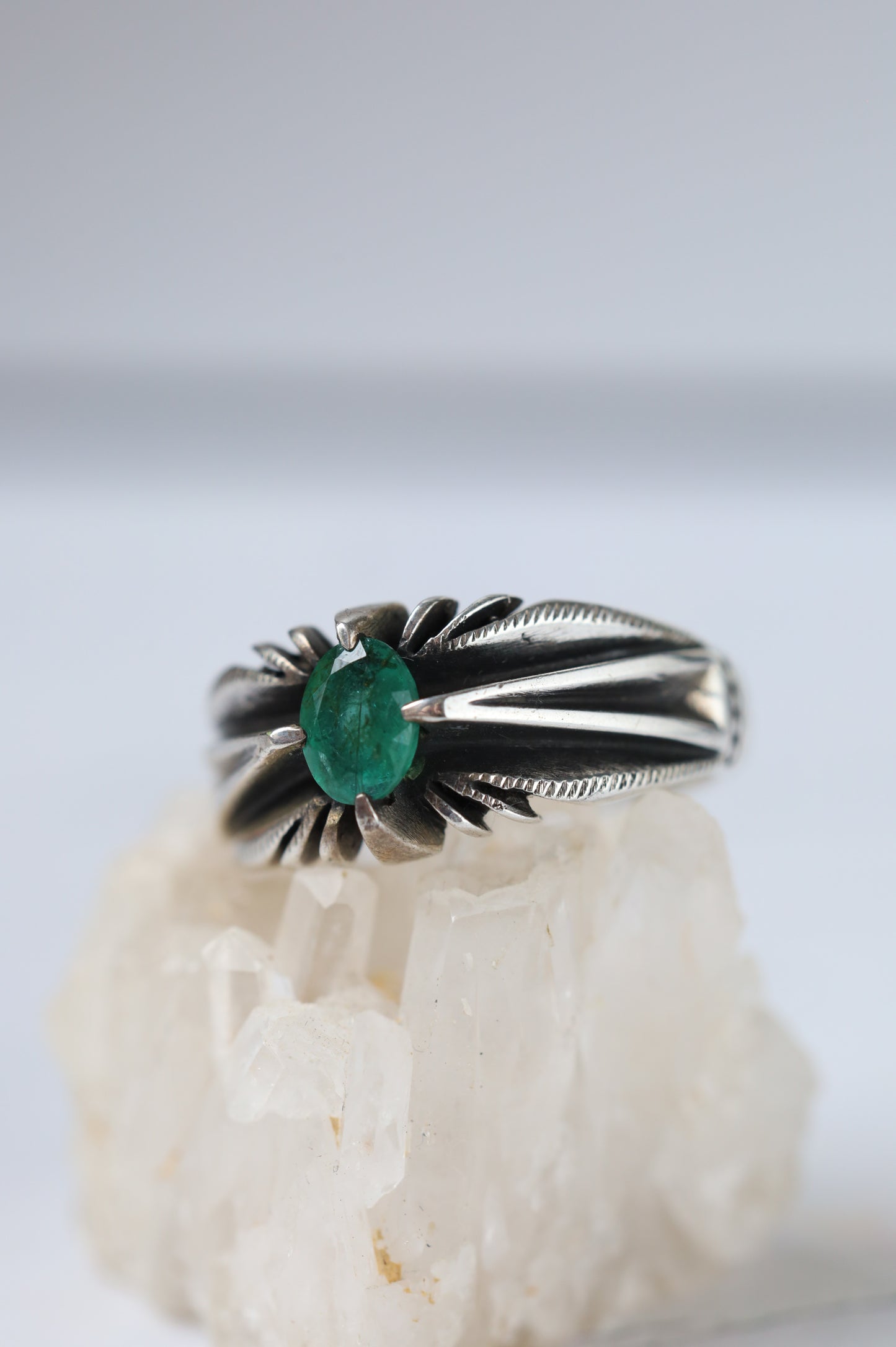 Natural Emerald Ring – 925 Silver