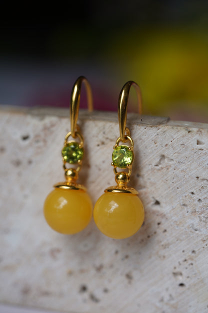 Round Butterscotch Dangling Earrings in Gold Plated Silver and Peridot