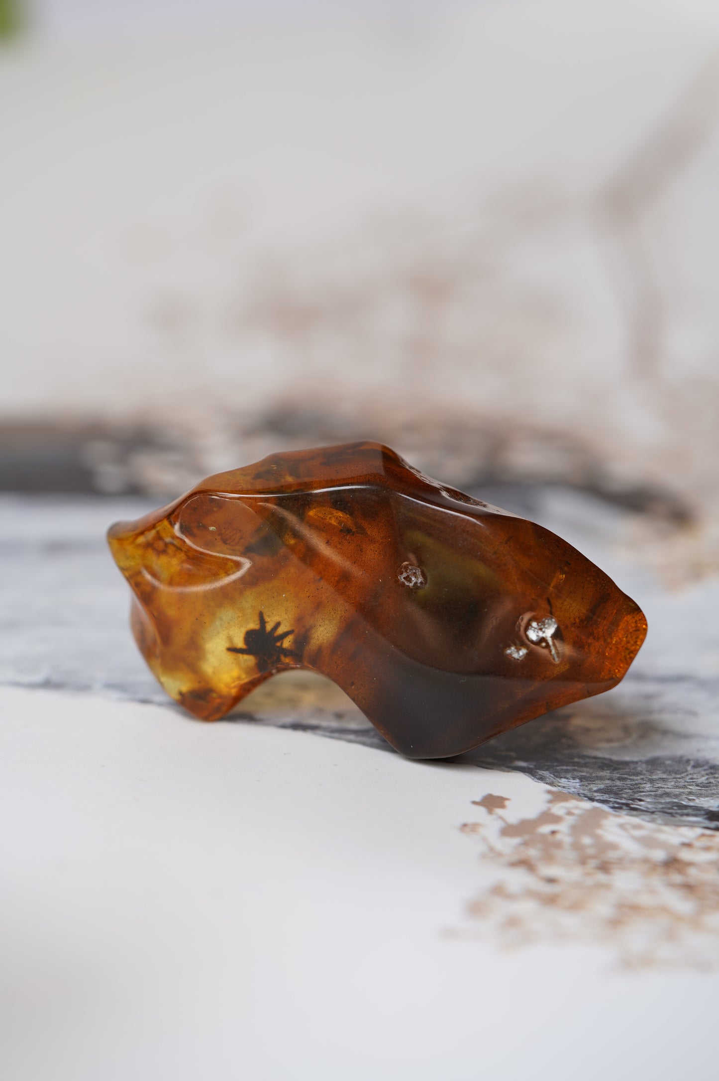 Unique Amber Piece with Multiple Insects Inclusions: 2 spiders and 2 flies