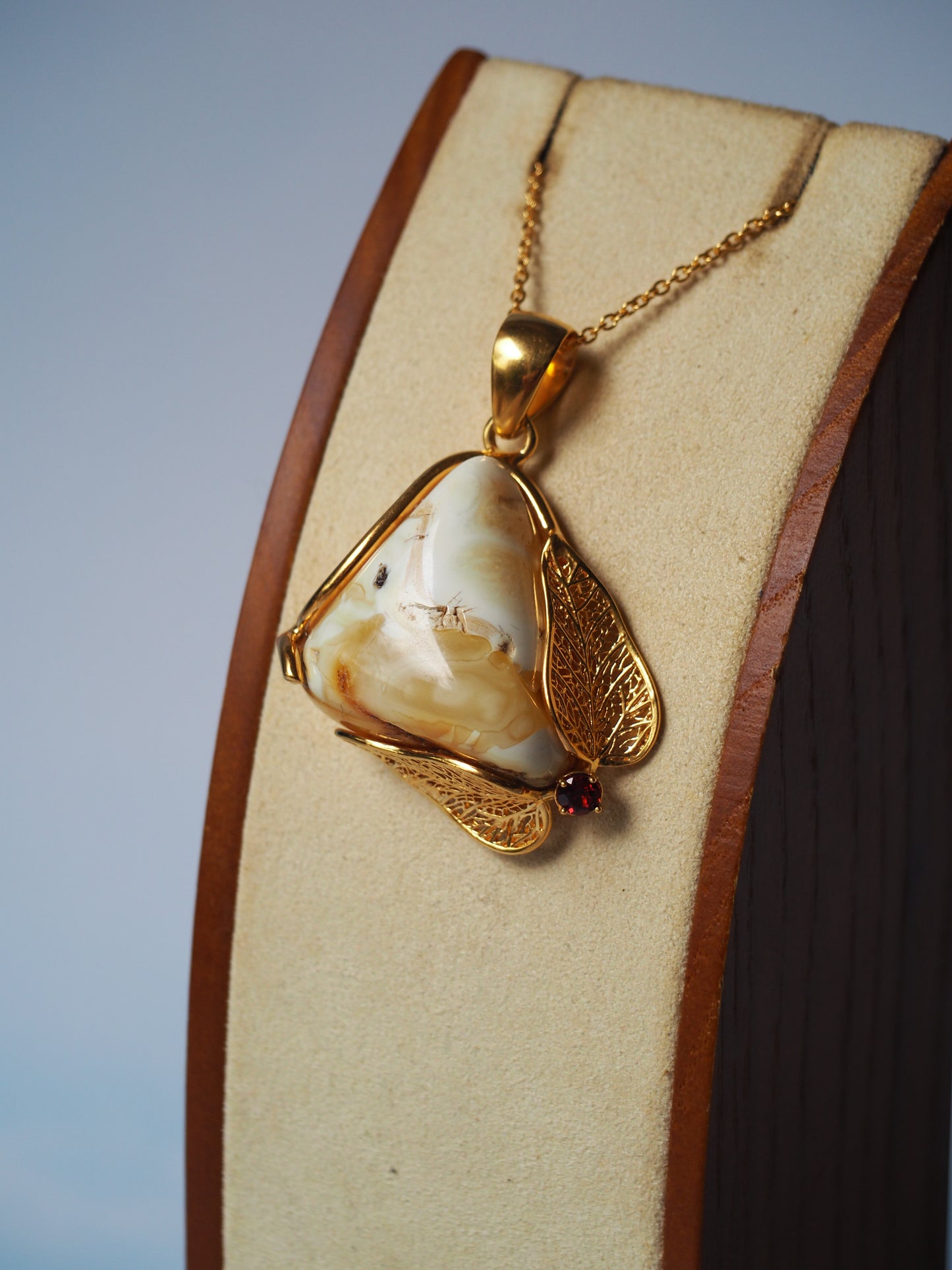 Natural Royal White Amber Pendant in Gold Plated Silver with Garnet