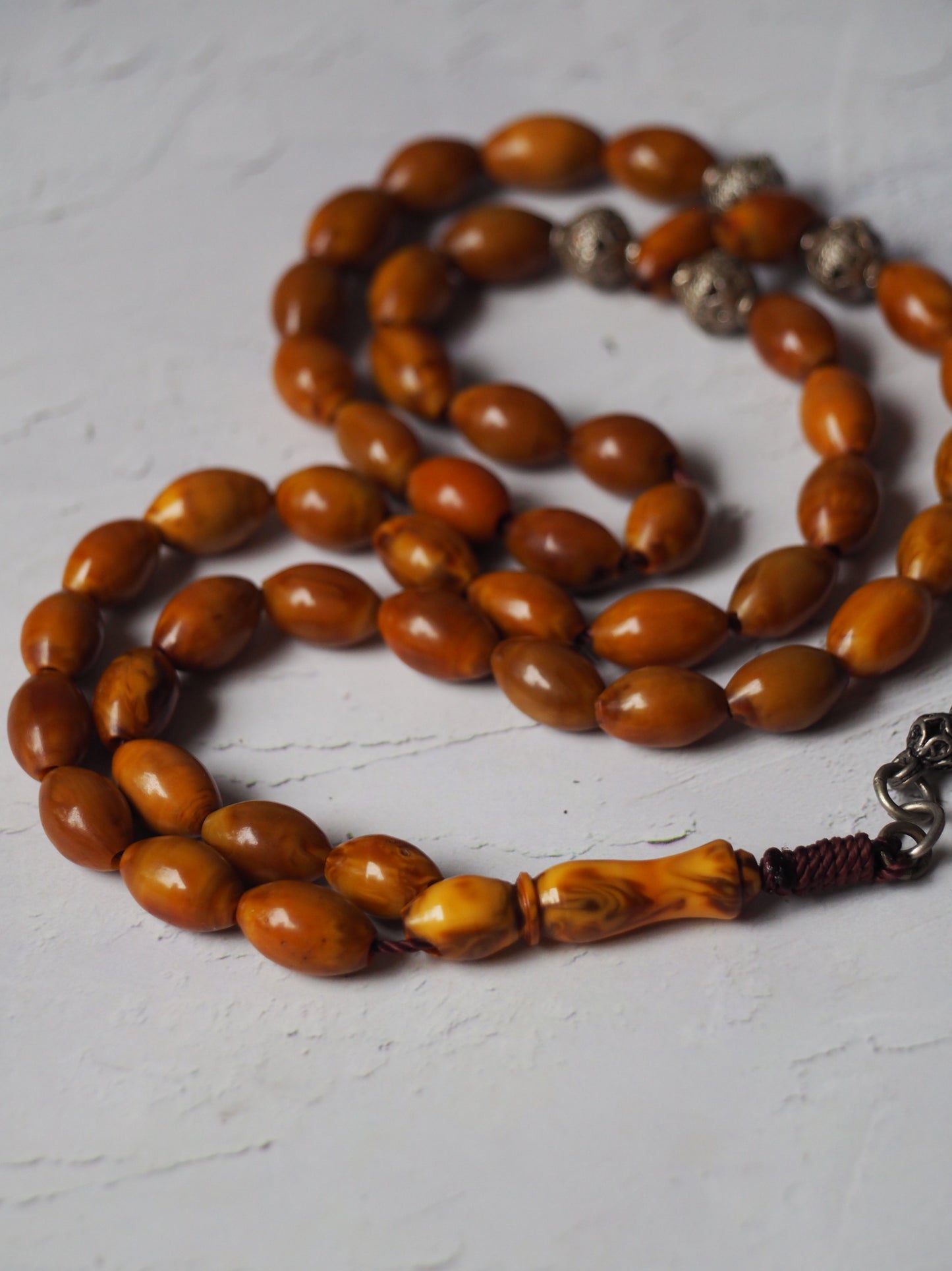 Antique German Bakelite Tasbih With Red Veins 45 Beads